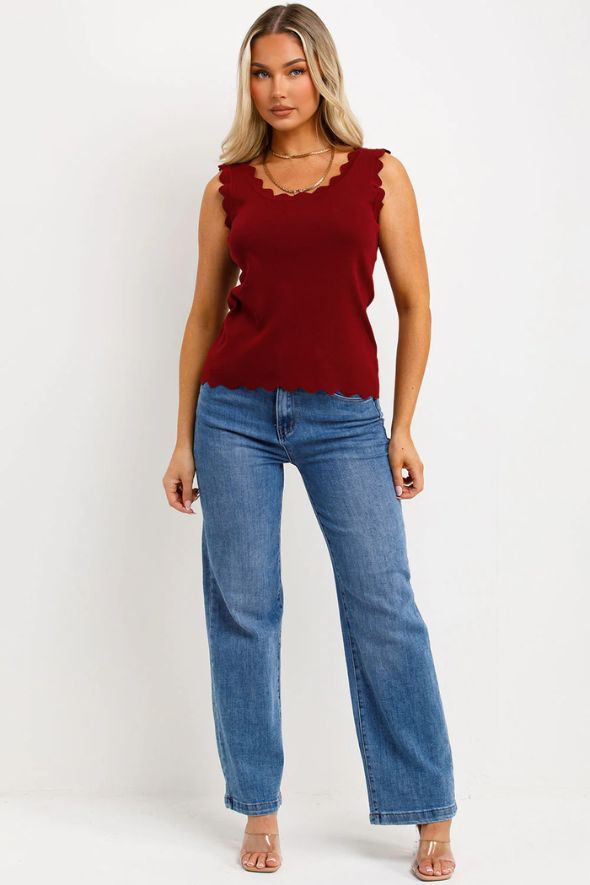 Knitted Vest Top With Scalloped Neck Burgundy