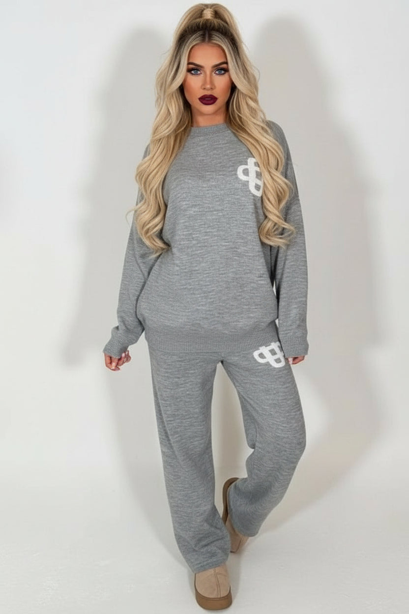 Knitted Lounge Set With Contrast Emblem Grey