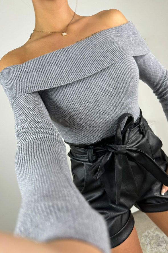 RIBBED OFF SHOULDER KNITTED JUMPER GREY