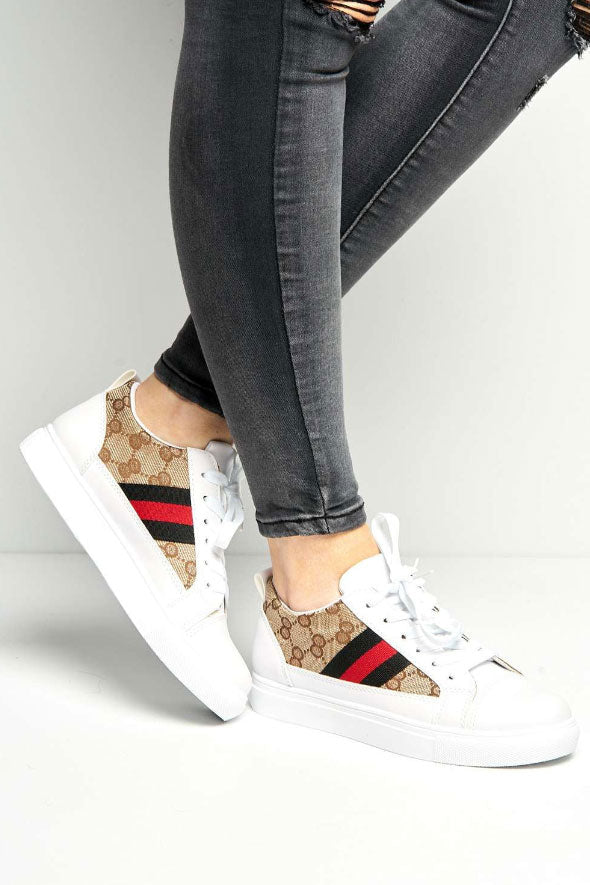 Goodie Three Stripe Patterned Lace-Up Trainers in White