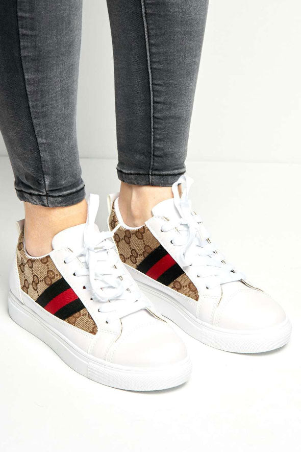 Goodie Three Stripe Patterned Lace-Up Trainers in White