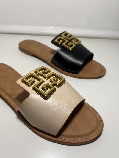 Sand Inspired logo sandle