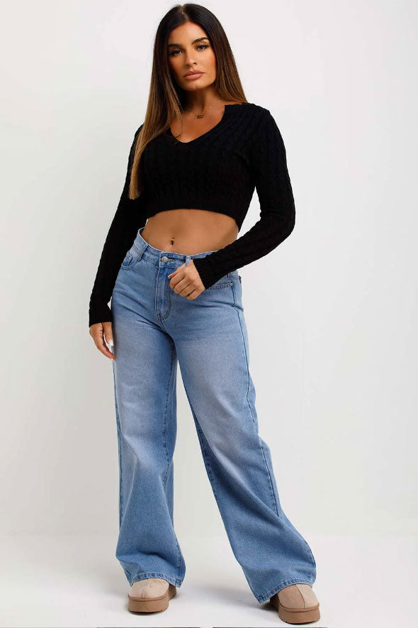 Knitted V Neck Crop Jumper Black