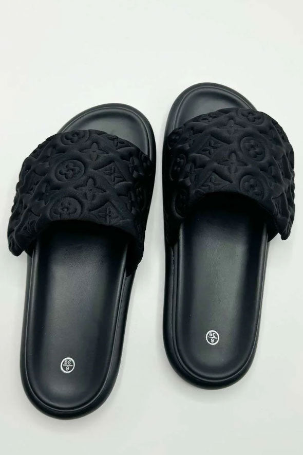 Patterned Band Sliders in Black