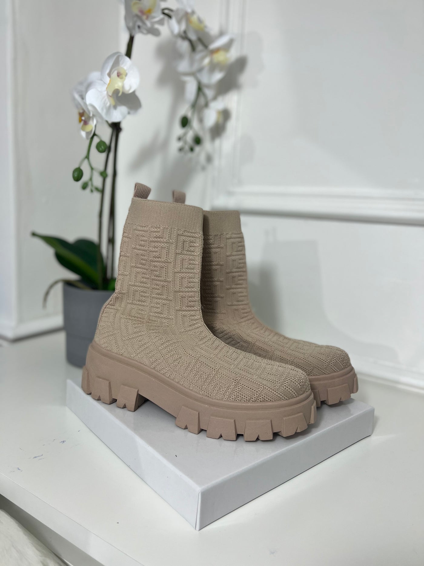 sand SQUERE PATTERN SOCK CHUNKY BOOTS