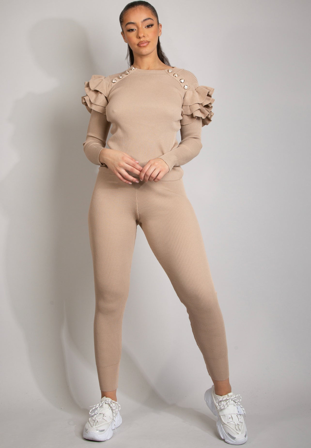 Sand frill shoulder lounge wear