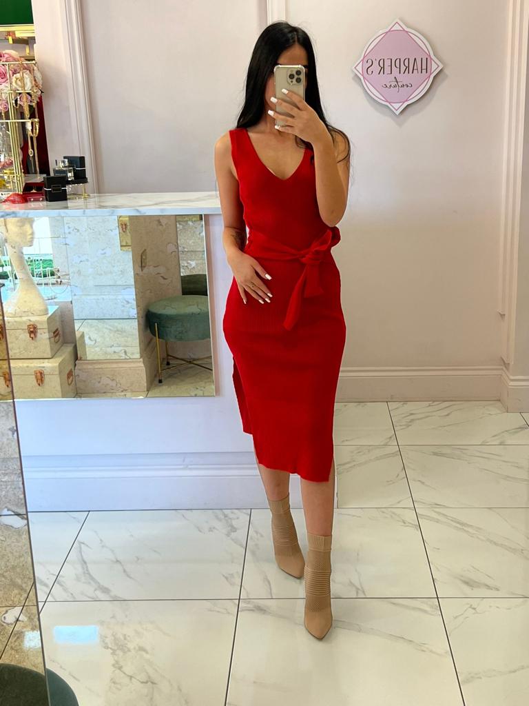 RED WAIST TIE KNIT DRESS