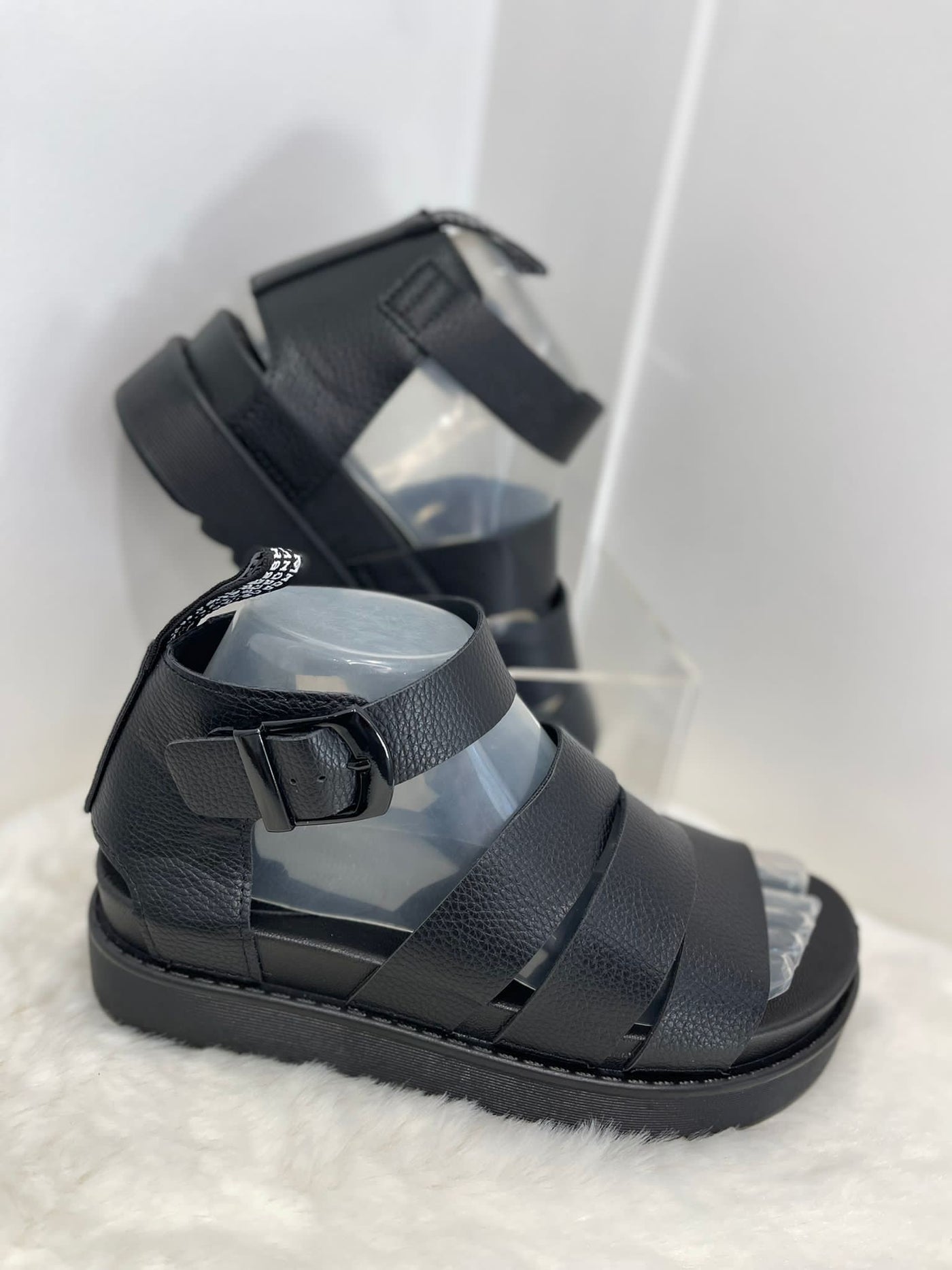 BLACK  chunky strap sandal