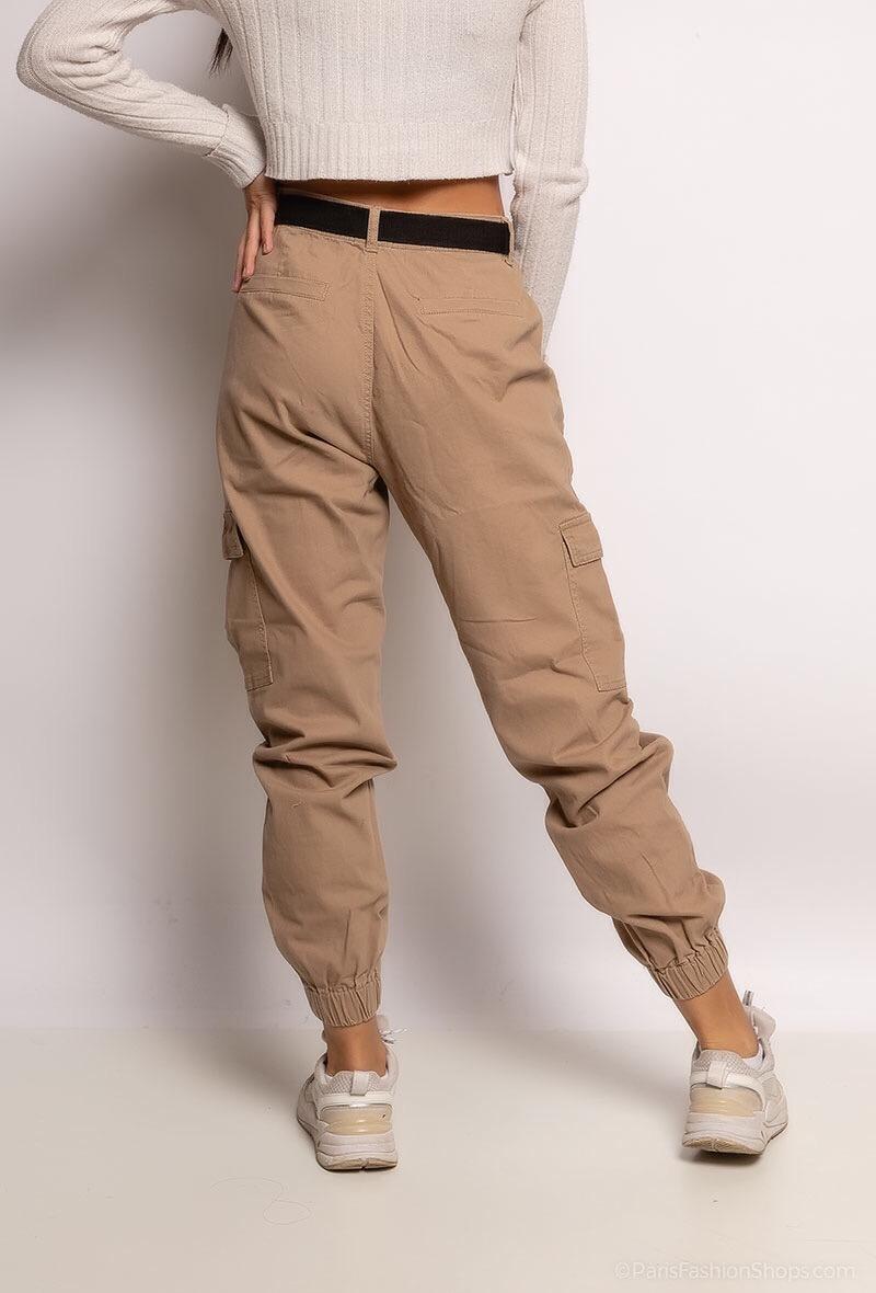 Sand cargo bottoms with belt