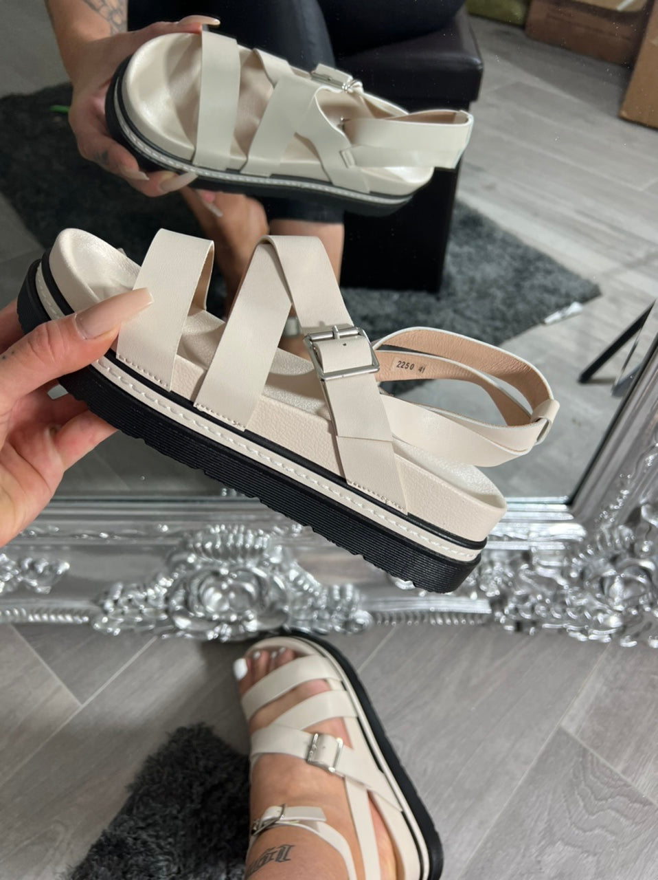 SAND CROSS OVER CHUNKY SANDAL