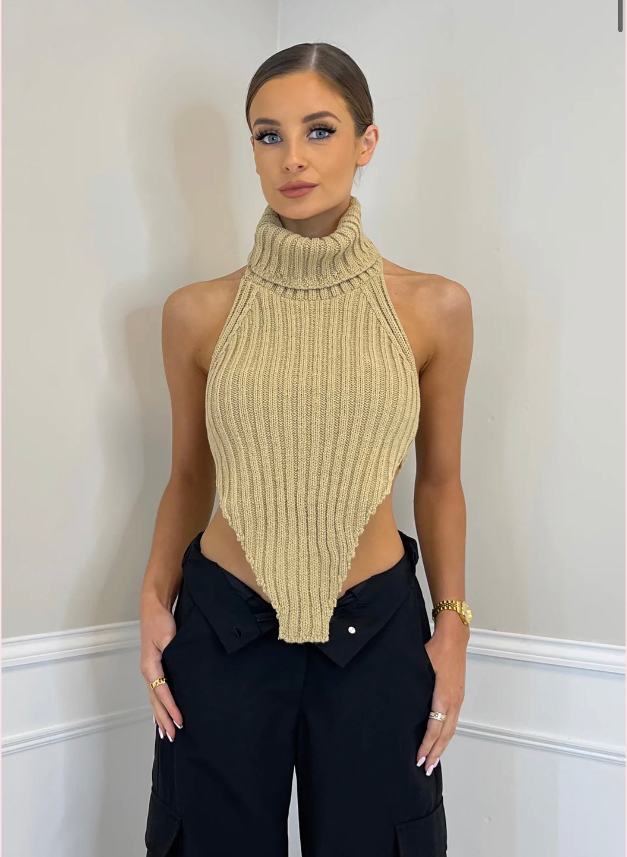 Sand knitted ribbed backless crop top