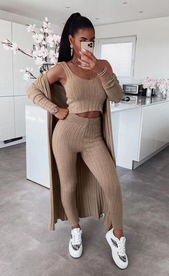 3 PIECE RIBBED SET IN BROWN