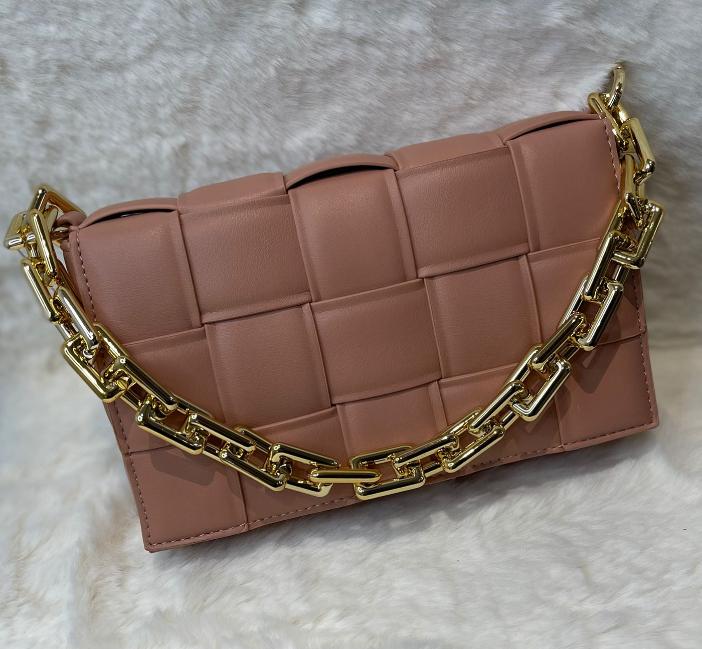 Peach chunky woven chain bag