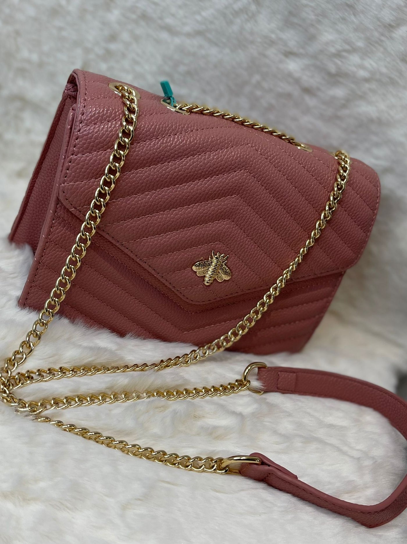 Pink bee detail gold chain bag