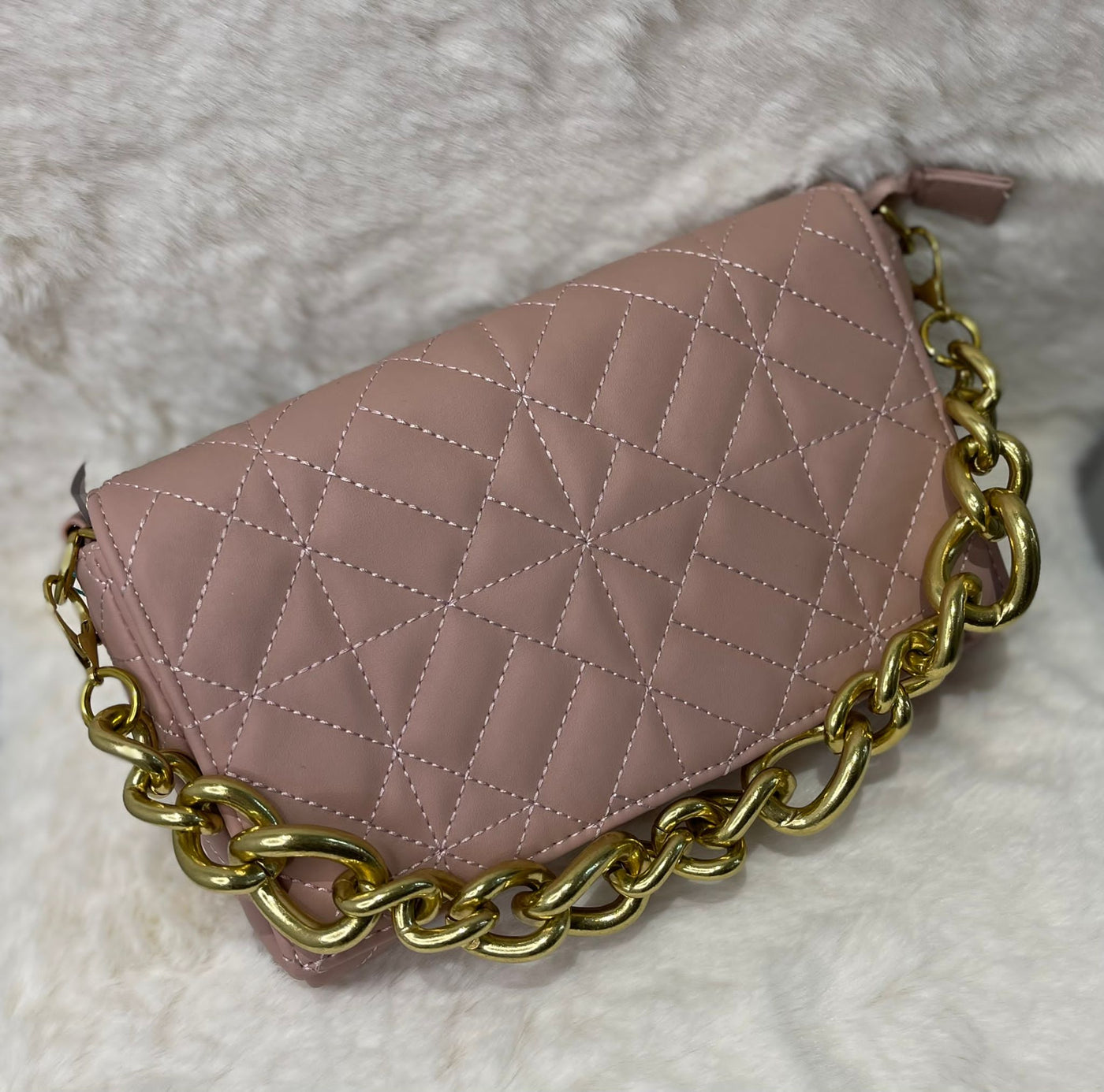 Blush stitch pattern design chunky gold handle bag